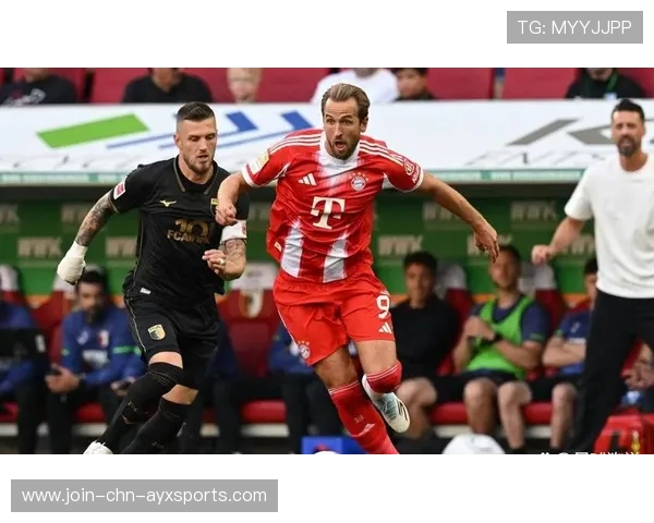 拜仁凯恩边路撕裂防线传中助攻轻松如练习